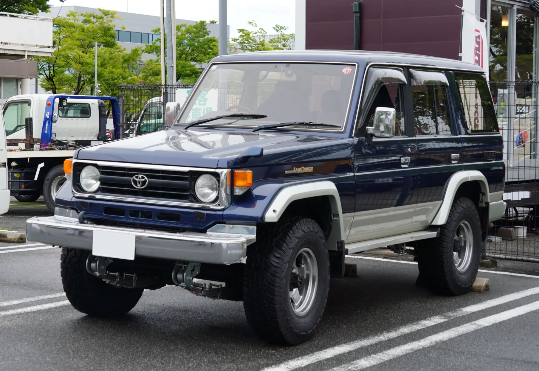 Land Cruiser 70 ZX