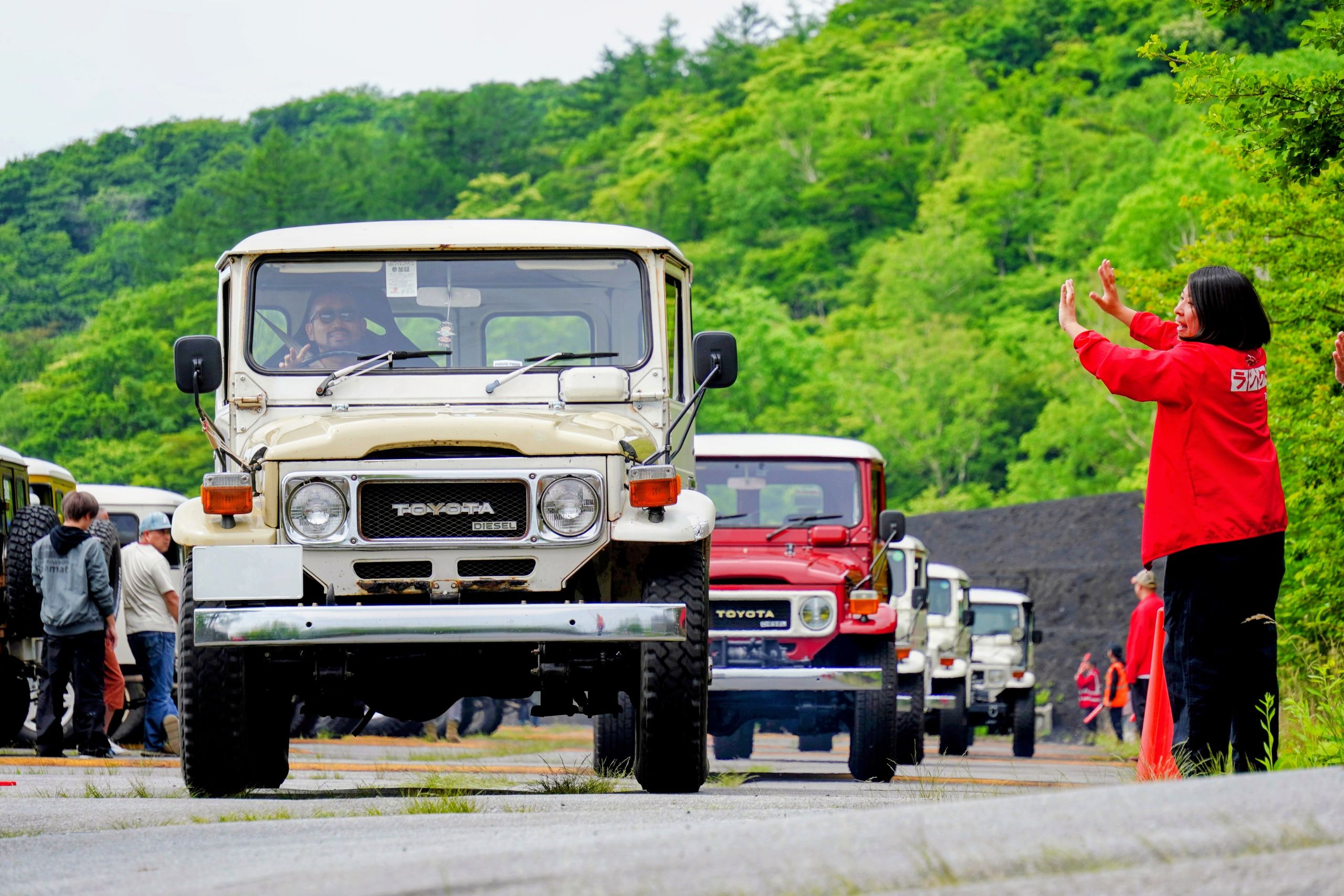 Each vehicle drove off one by one, receiving heartfelt sent offs from the staff